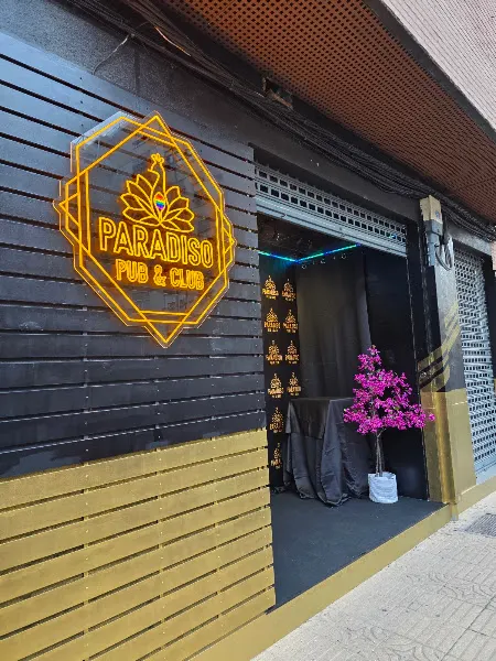 PARADISO PUB & CLUB - Bar gay en Cáceres - foto 2