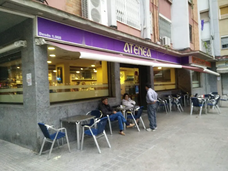 ATENEA'04 S.c.p - Pub en Cornellà de Llobregat - foto 2