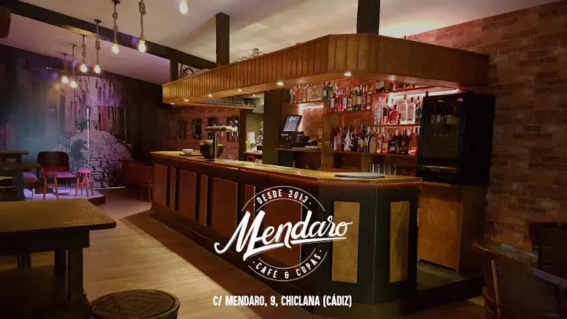 Mendaro Café y Copas - Bar en Chiclana de la Frontera - foto 2