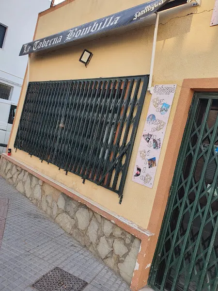 Taberna La bombilla - Lounge en Chiclana de la Frontera - foto 2