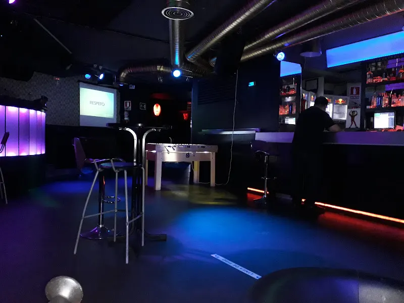 Sala Tam