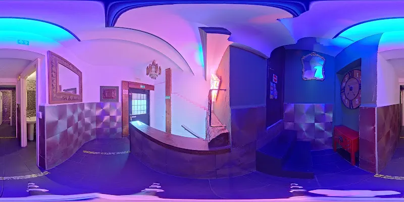 Sala Metro Talavera