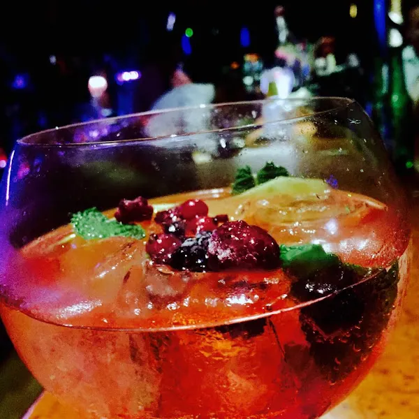 Cocteleria Karaoke Inn