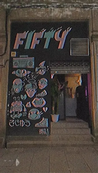 Fifty Club Pontevedra - Pub en Pontevedra - foto 2