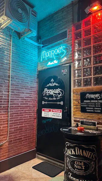 Monroe's Rock Pub