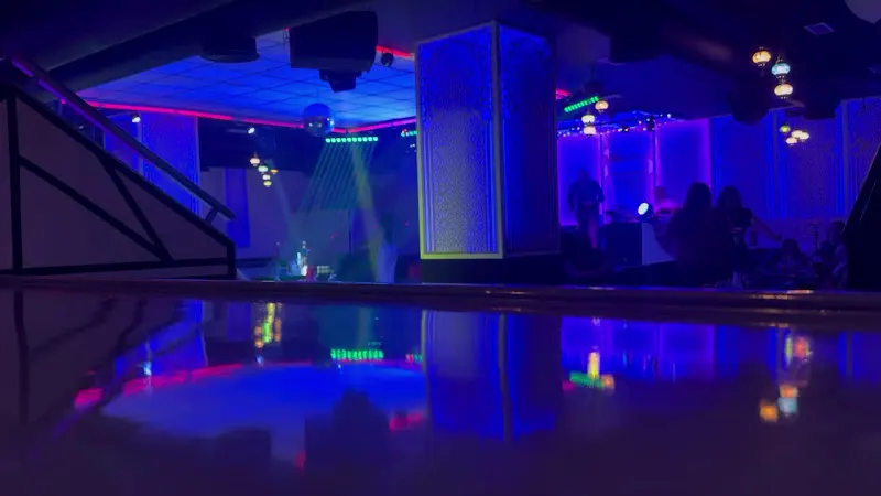 DISCO-WANASAH - Discoteca en Fuengirola - foto 2
