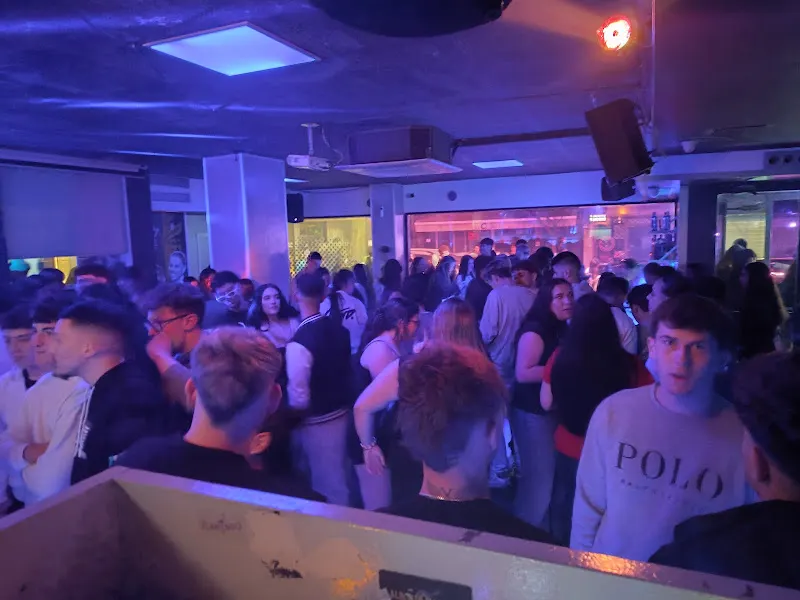 Mala Vida Bar