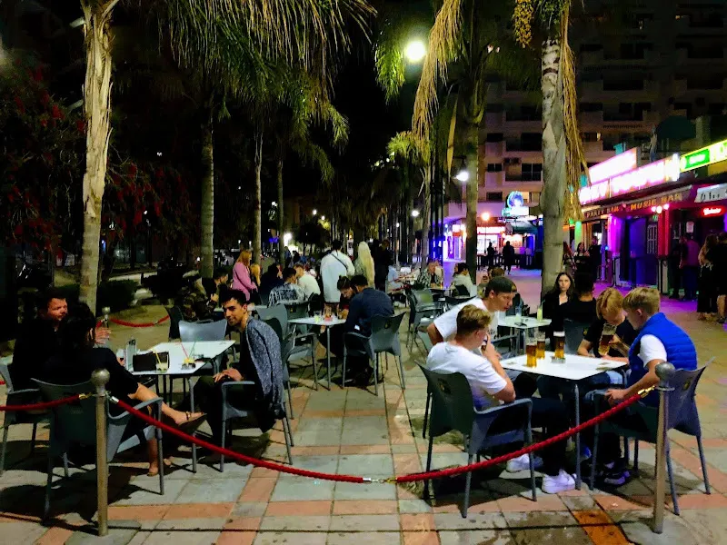The New Tramps Pub - Pub en Fuengirola - foto 3