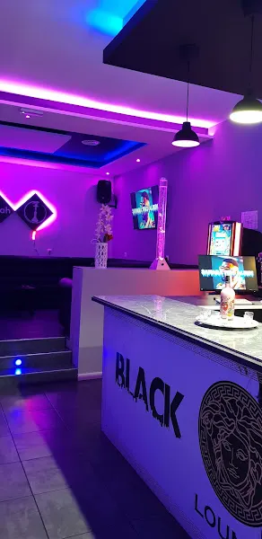 BLACK WHITE