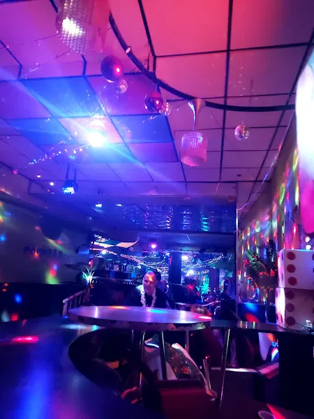 Contraruta - Discoteca en Gandia - foto 2