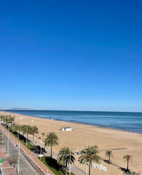 Moon Lounge Terraza - Gandia