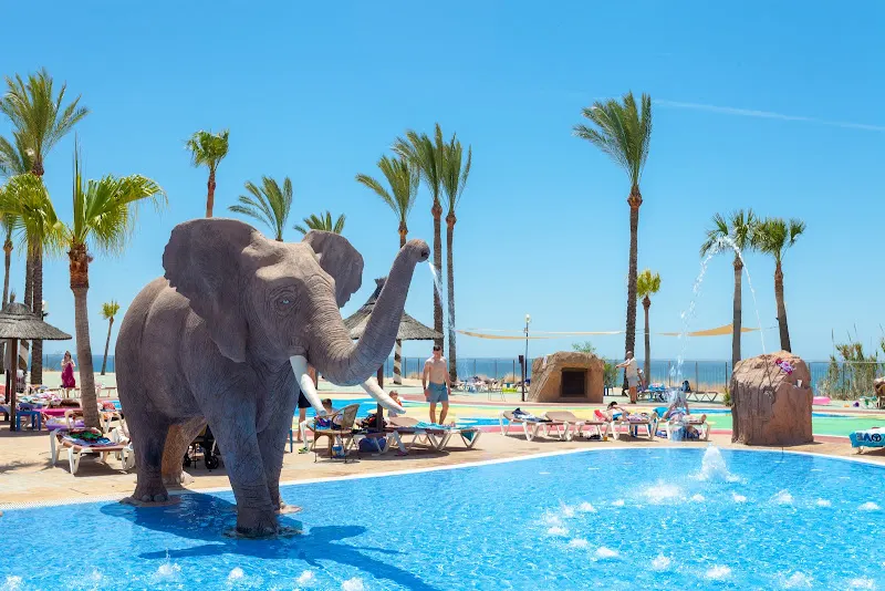 Holiday World Beach Club - Benalmádena