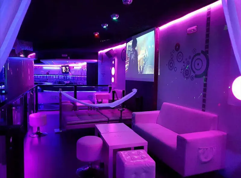 Sala Caramelo - Discoteca en Benalmádena - foto 2