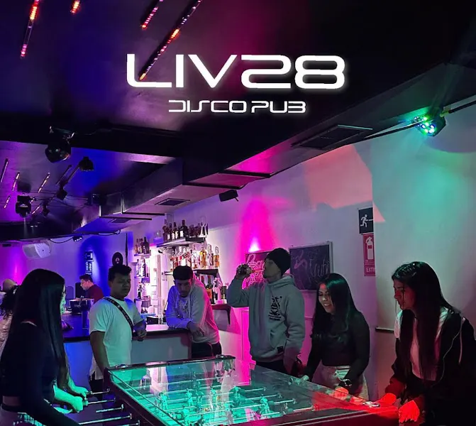 LIV28 discopub - Bar musical en Vilanova i la Geltrú - foto 2