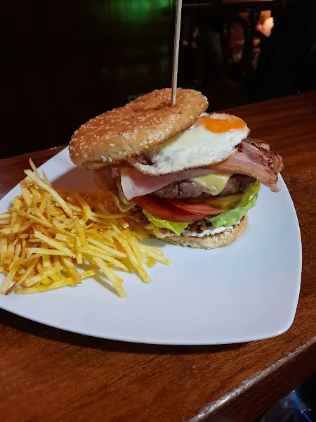 Leyton pub - Collado Villalba