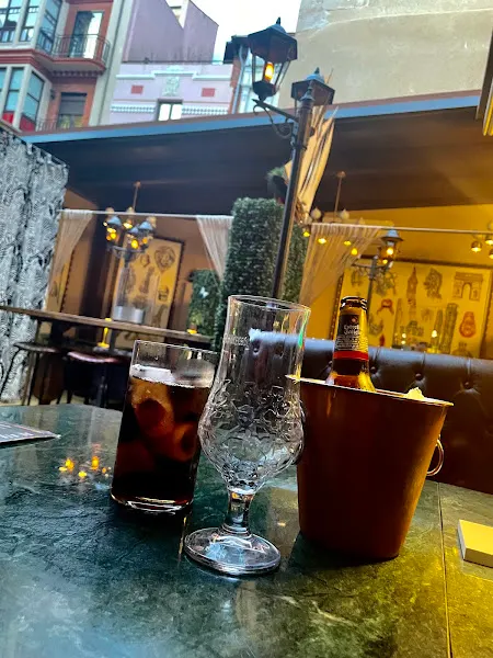La terraza de los Continentes - Zamora