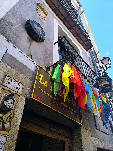 Pub La Edad de Oro - Pub en Cuenca - foto 3