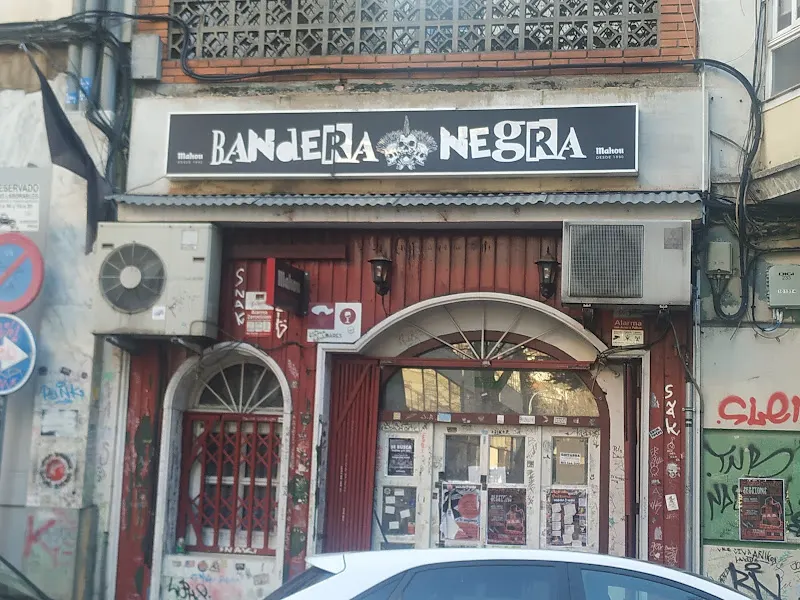 Bandera Negra Cuenca Rock Pub - Pub en Cuenca - foto 2