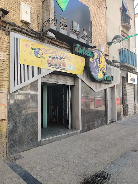 twister planet disco bar - Bar en Huesca - foto 3