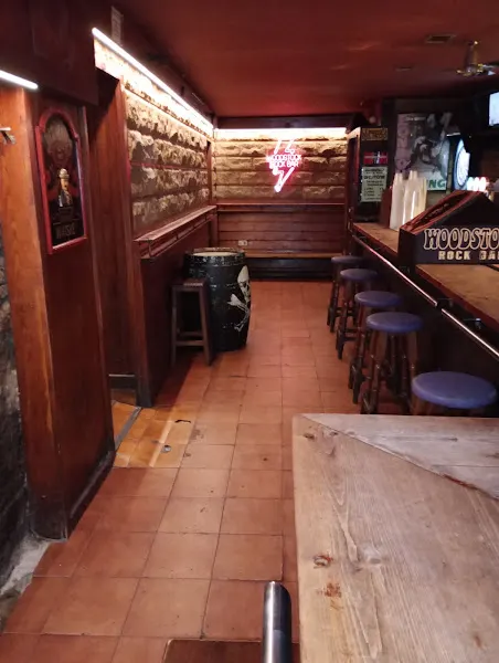 Woodstock Rock Bar Huesca - Huesca