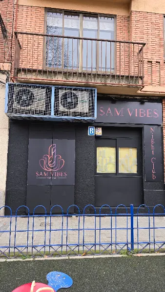 SAM VIBES, NIGHT CLUB - Club nocturno en Segovia - foto 2
