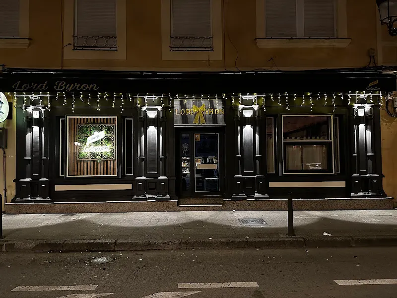 Lord Byron - Pub en Torrelavega - foto 2