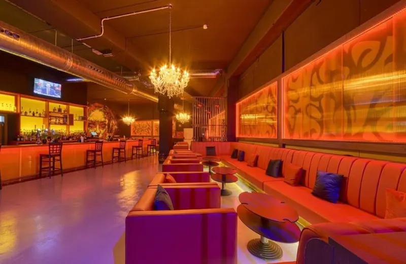 Kandinsky Lounge Club - Discoteca en Figueres - foto 2