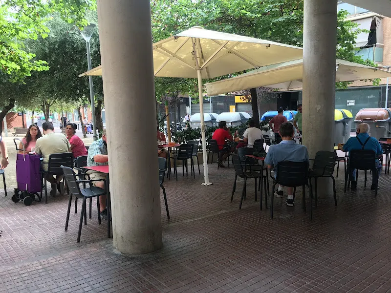 Bar Antonio - Lounge en Hospitalet de Llobregat (L) - foto 2